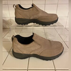 LL Bean Suede Beige Slip On Comfort Shoes Clogs Mules Woman’s Size 6